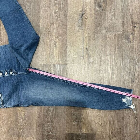 Abercrombie & Fitch The Super Skinny High Rise Ankle Jean Size 6/28​ - Picture 6 of 6